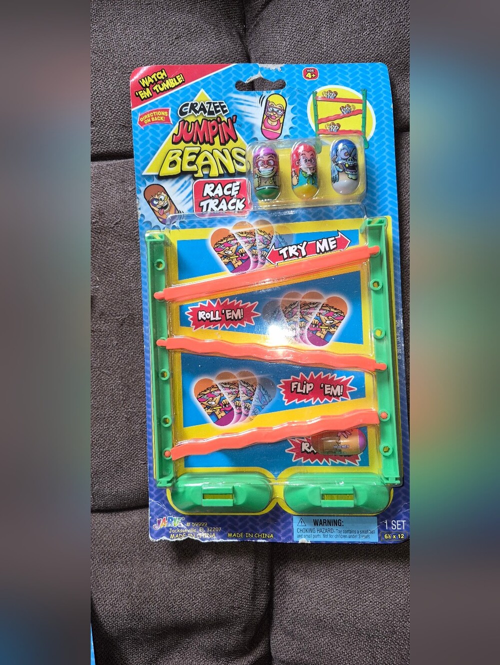 CRAZEE JUMPIN' BEANS RACE TRACK New 4 Beans Hockey Elvis  Bean Orange Green New